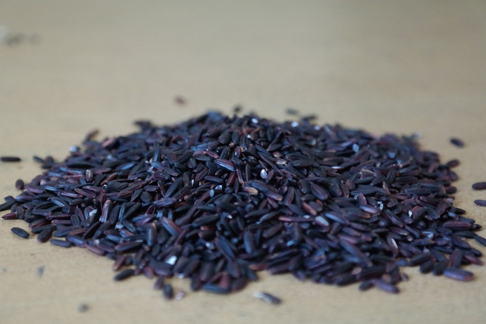 black specialty rice